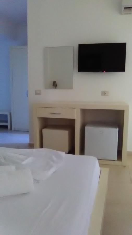 Aler Holiday Inn Saranda Zewnętrze zdjęcie