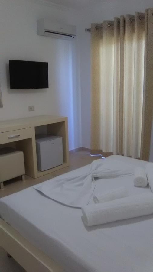 Aler Holiday Inn Saranda Zewnętrze zdjęcie