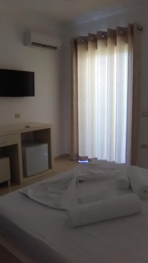 Aler Holiday Inn Saranda Zewnętrze zdjęcie