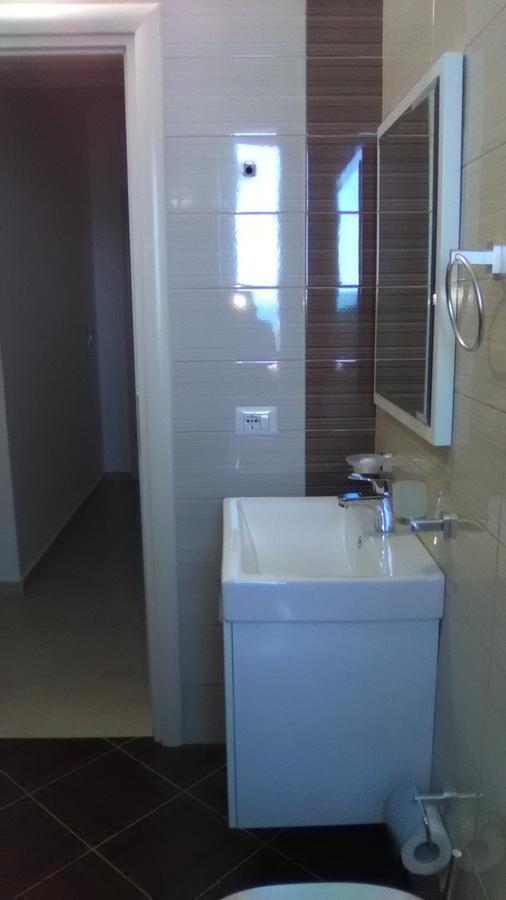 Aler Holiday Inn Saranda Zewnętrze zdjęcie