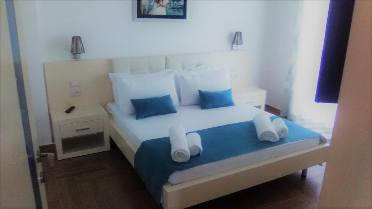 Aler Holiday Inn Saranda Zewnętrze zdjęcie