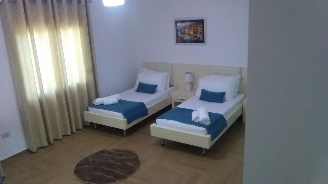 Aler Holiday Inn Saranda Zewnętrze zdjęcie
