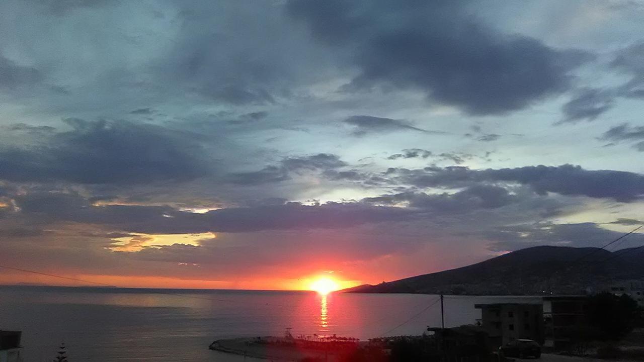 Aler Holiday Inn Saranda Zewnętrze zdjęcie