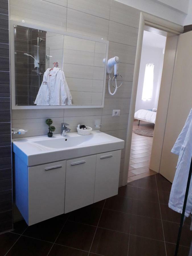 Aler Holiday Inn Saranda Pokój zdjęcie