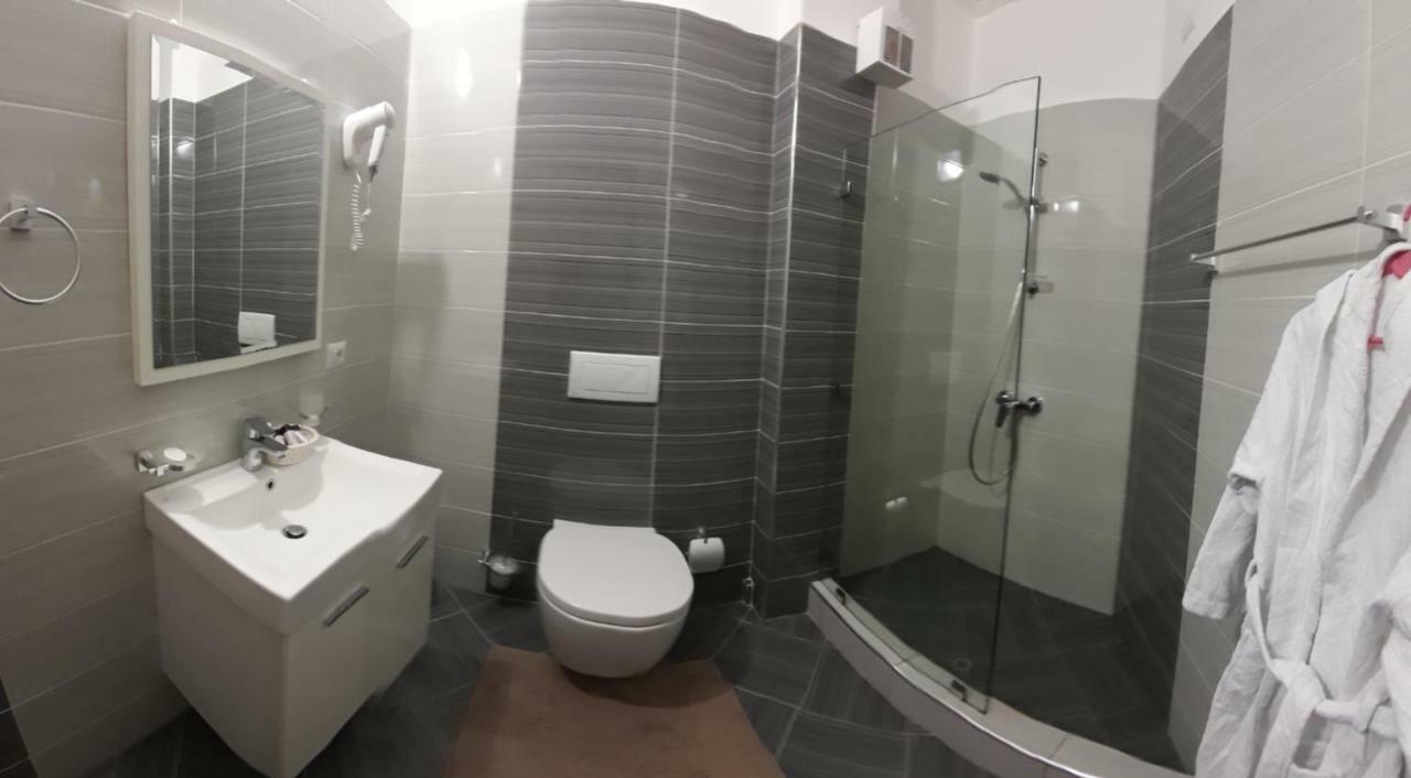 Aler Holiday Inn Saranda Pokój zdjęcie